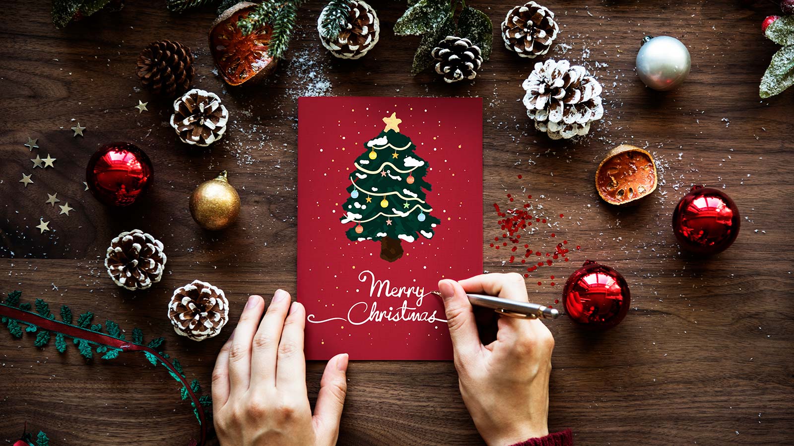A Guide to Christmas Cards: Do They Still Matter?