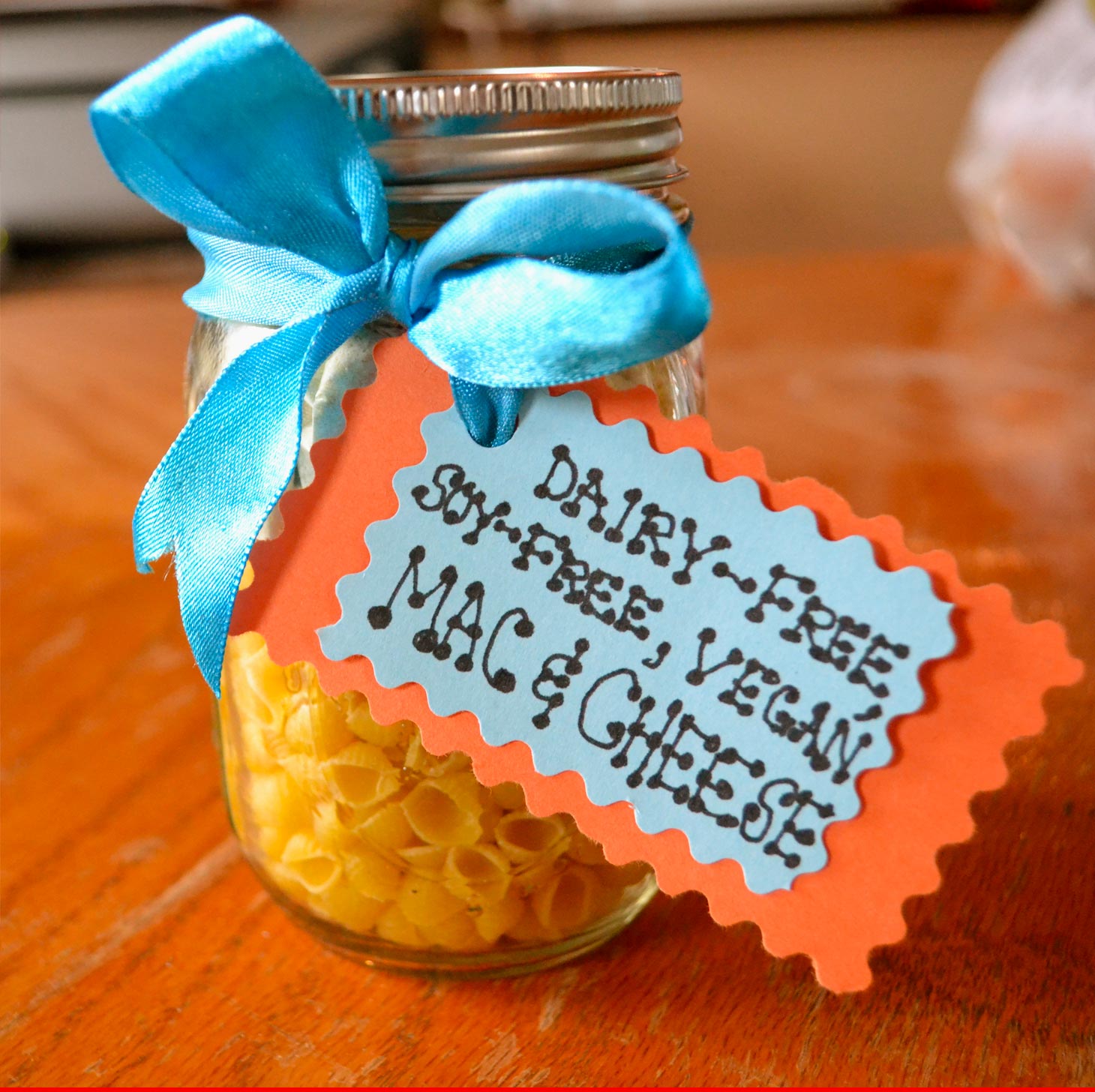 I’m feeling crafty… is it okay to give handmade gifts?