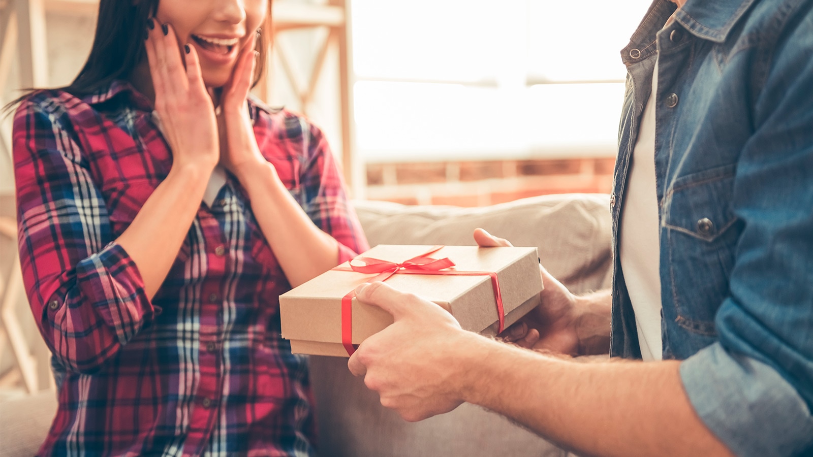 Gift Etiquette: A Gift-Giver’s Guide