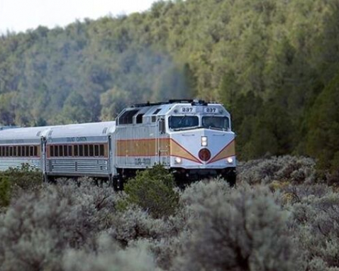 Grand Canyon Historic Train and Rim Tour