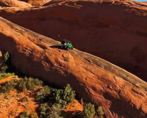 Moab UTV Adventure on Hell's Revenge Trail