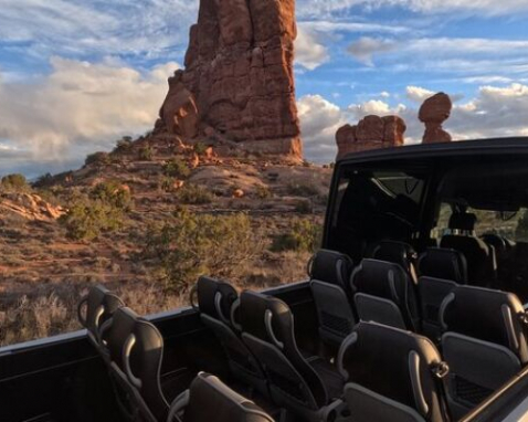 Moab Arches National Park Scenic Van Tour