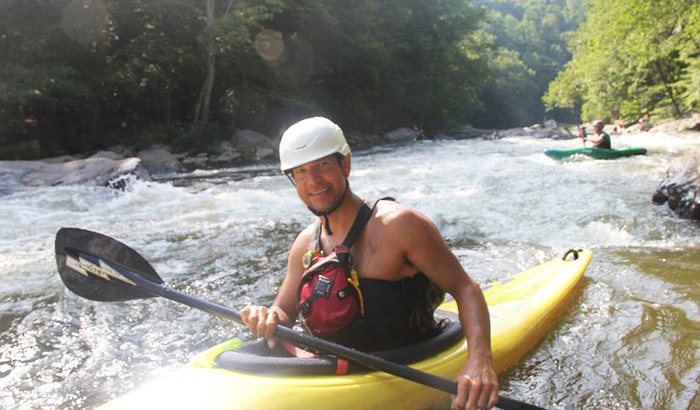 Whitewater Kayaking Lessons Near Me - Kayak Explorer