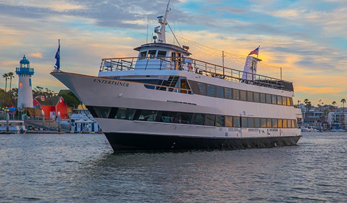 hornblower dinner cruise los angeles