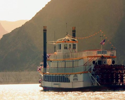 Lake Mead Dinner Cruise